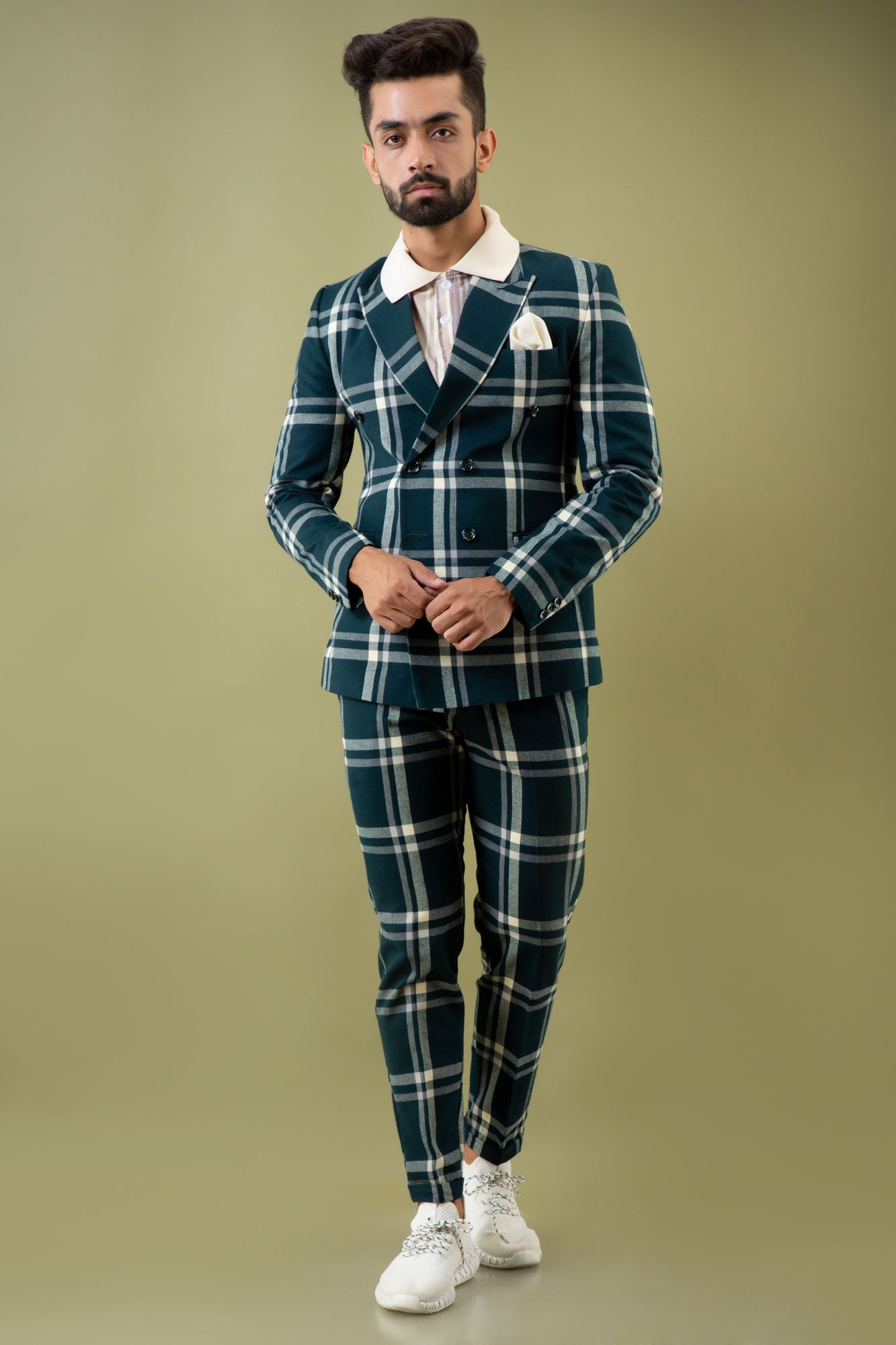 Tailored Fit Pants In Checks