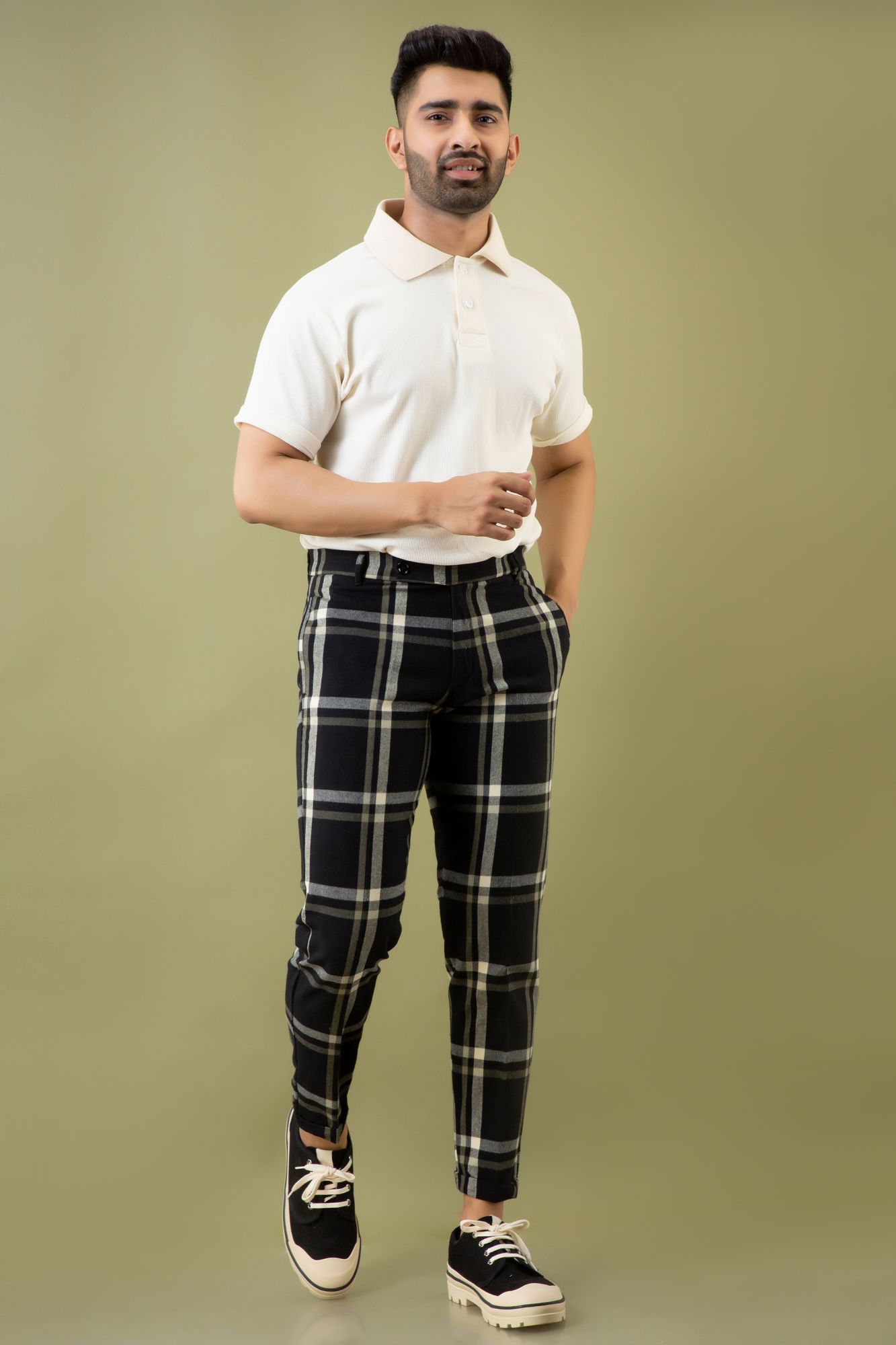Tailored Fit Pants In Checks