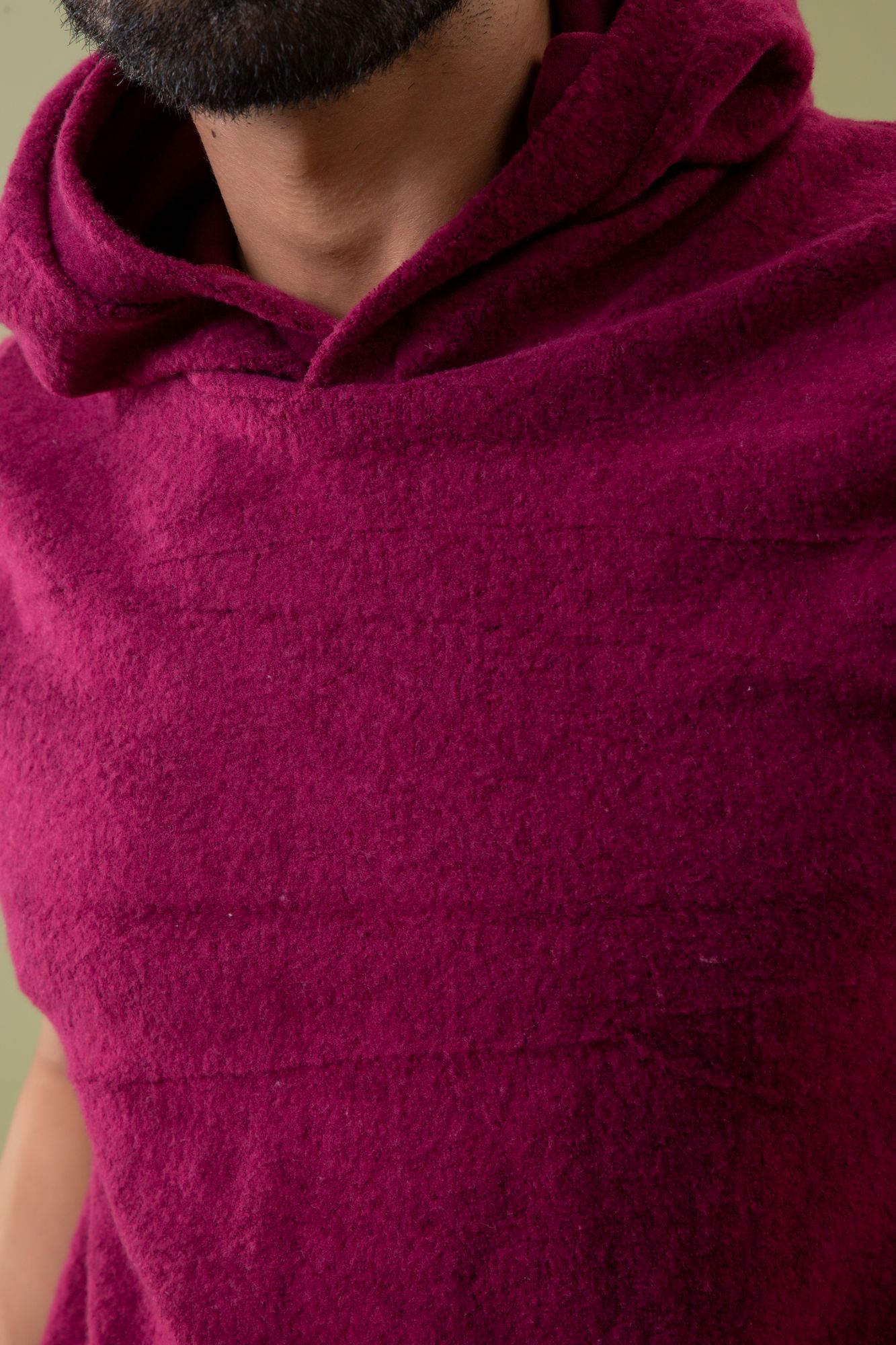 Off-Sleeve Hoodie In Burgundy