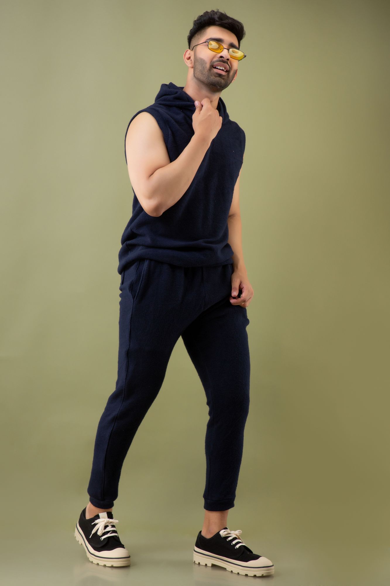 Off-Sleeve Hoodie In Navy Blue