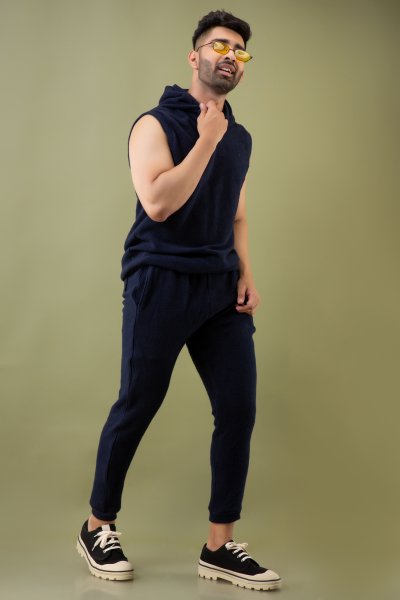 Image of Off-Sleeve Hoodie In Navy Blue