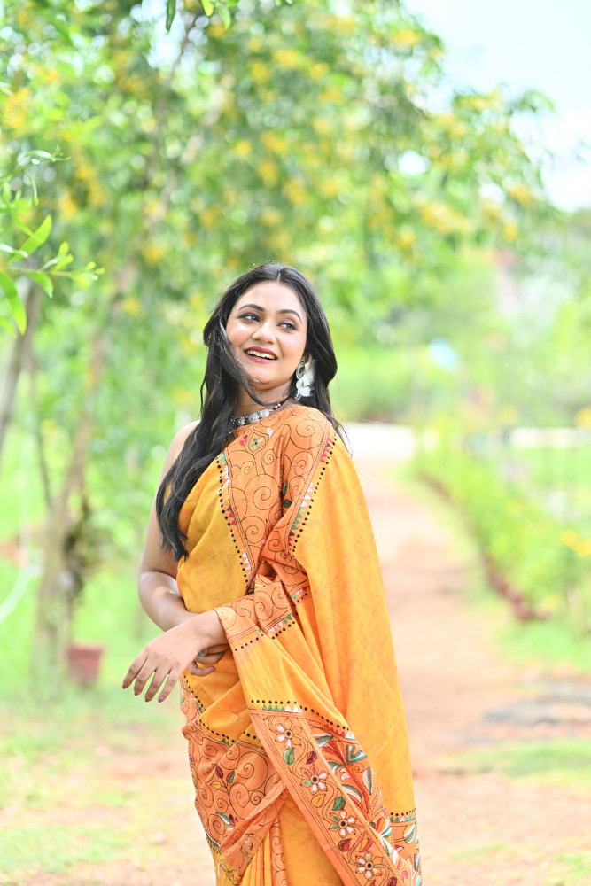 MAHAMAYA BLENDED SILK BATIK KANTHA SAREE