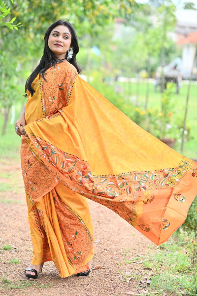 MAHAMAYA BLENDED SILK BATIK KANTHA SAREE