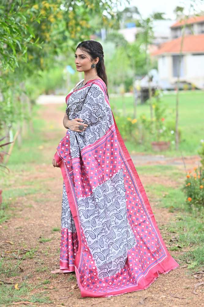 RAJARAJESHI GHICHA DIY GUJRATI SAREE