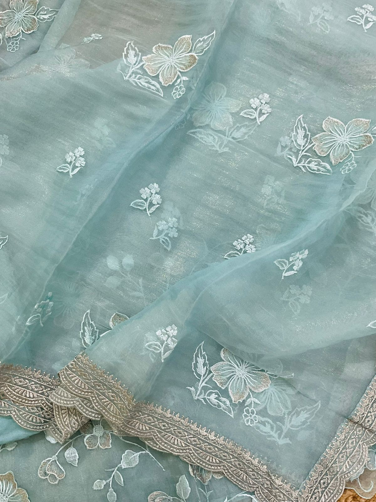 Soft Crushed Tissue Embroidered Suit - Blue