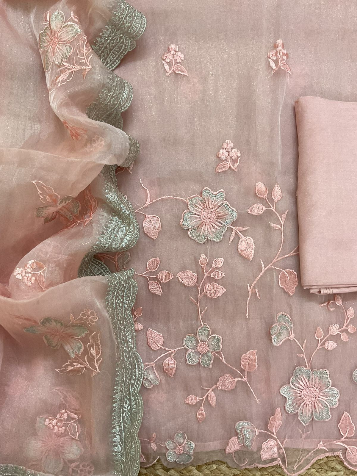 Soft Crushed Tissue Embroidered Suit - Peach