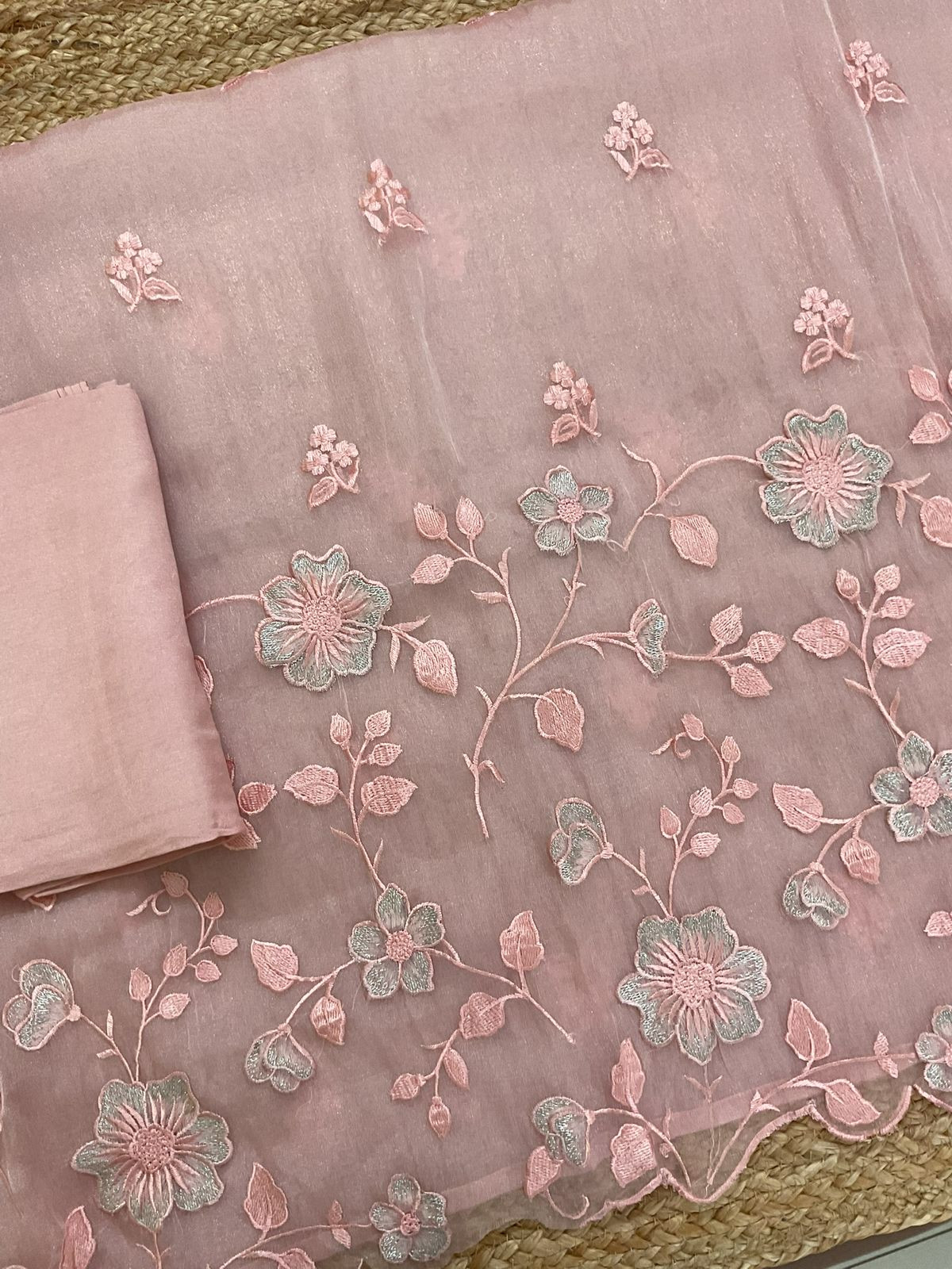 Soft Crushed Tissue Embroidered Suit - Peach