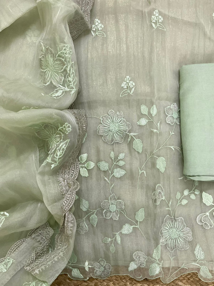 Image of Soft Crushed Tissue Embroidered Suit - Green