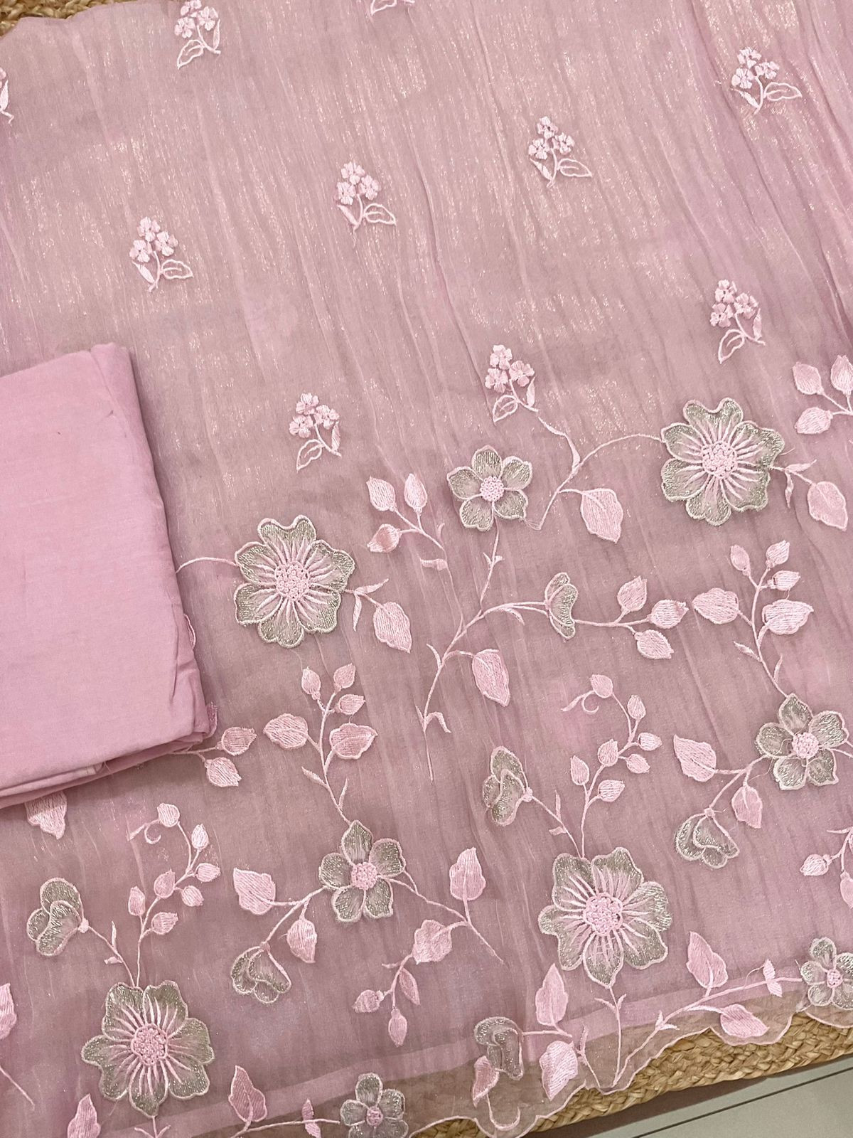 Soft Crushed Tissue Embroidered Suit - Pink