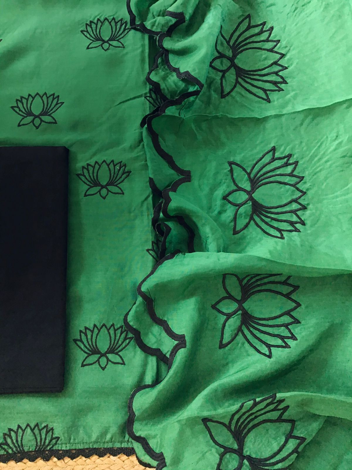Pure Muslin Silk Embroidered Suit - Green