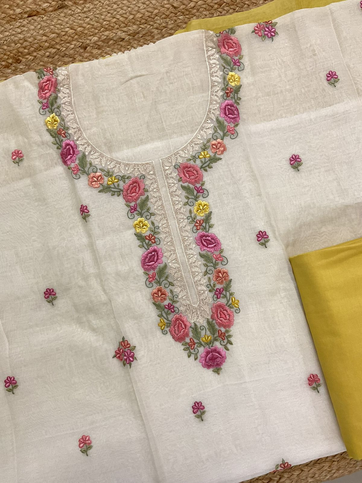 Pure Mul Chanderi Shaded Embroidered Suit - Off White