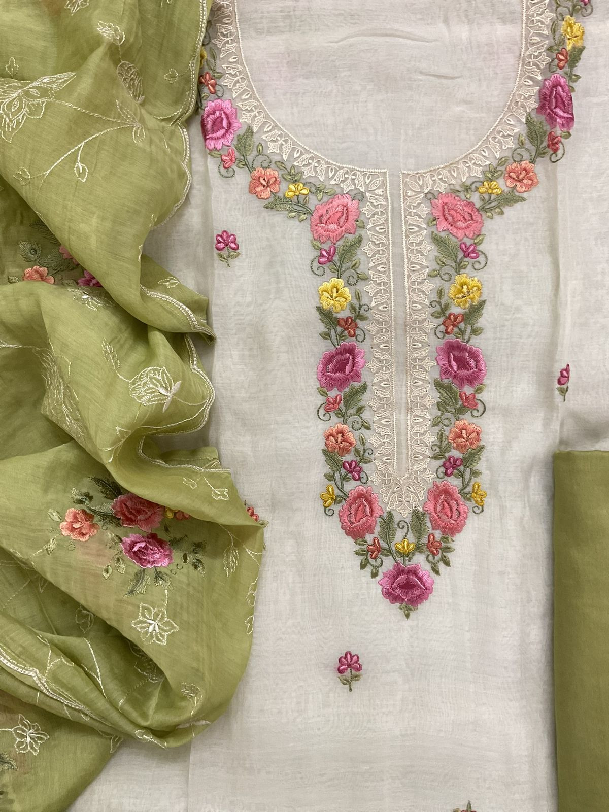 Pure Mul Chanderi Shaded Embroidered Suit - Off White