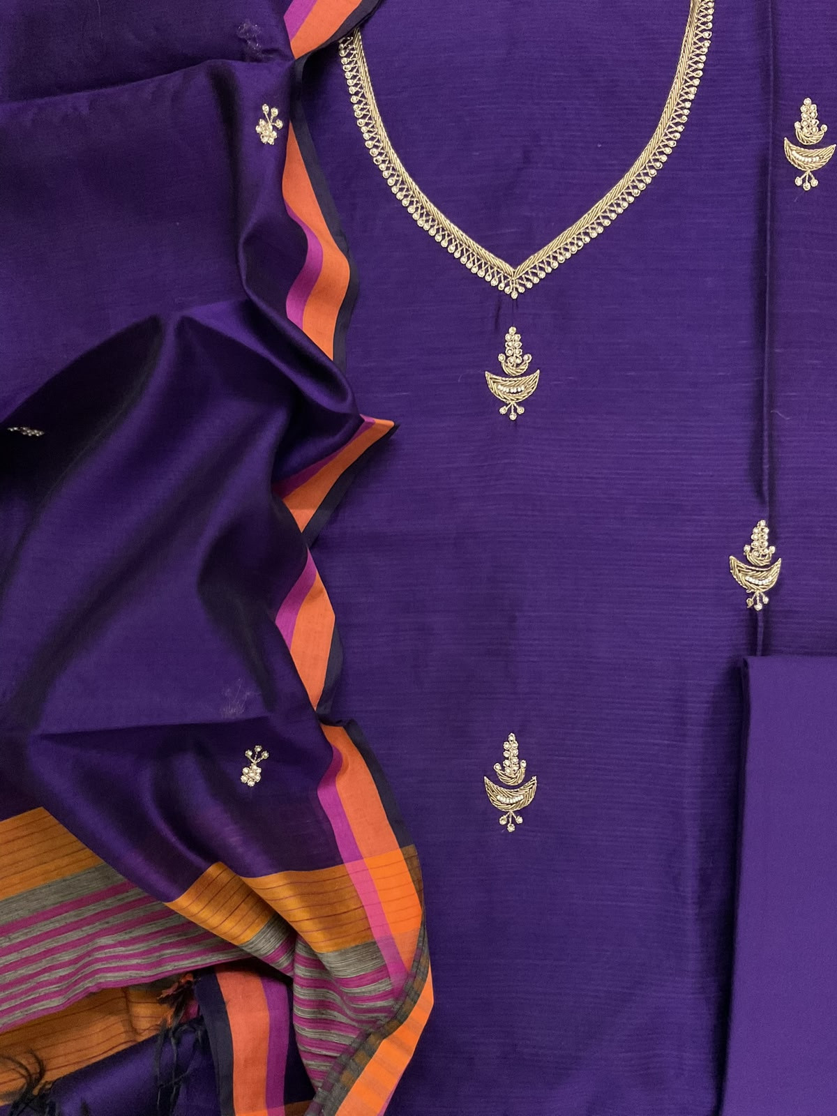 Pure Handwoven Maheshwari Embroidered Suit - Violet