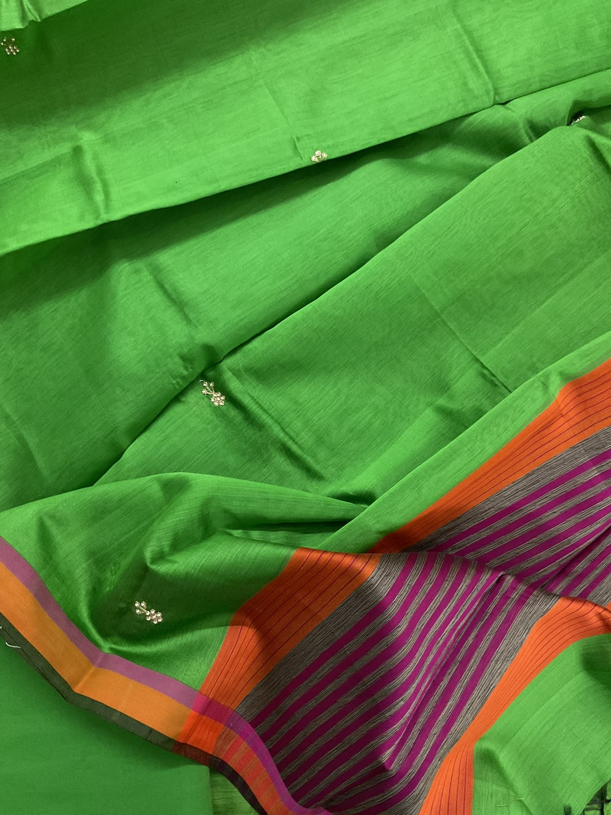 Pure Handwoven Maheshwari Embroidered Suit - Green