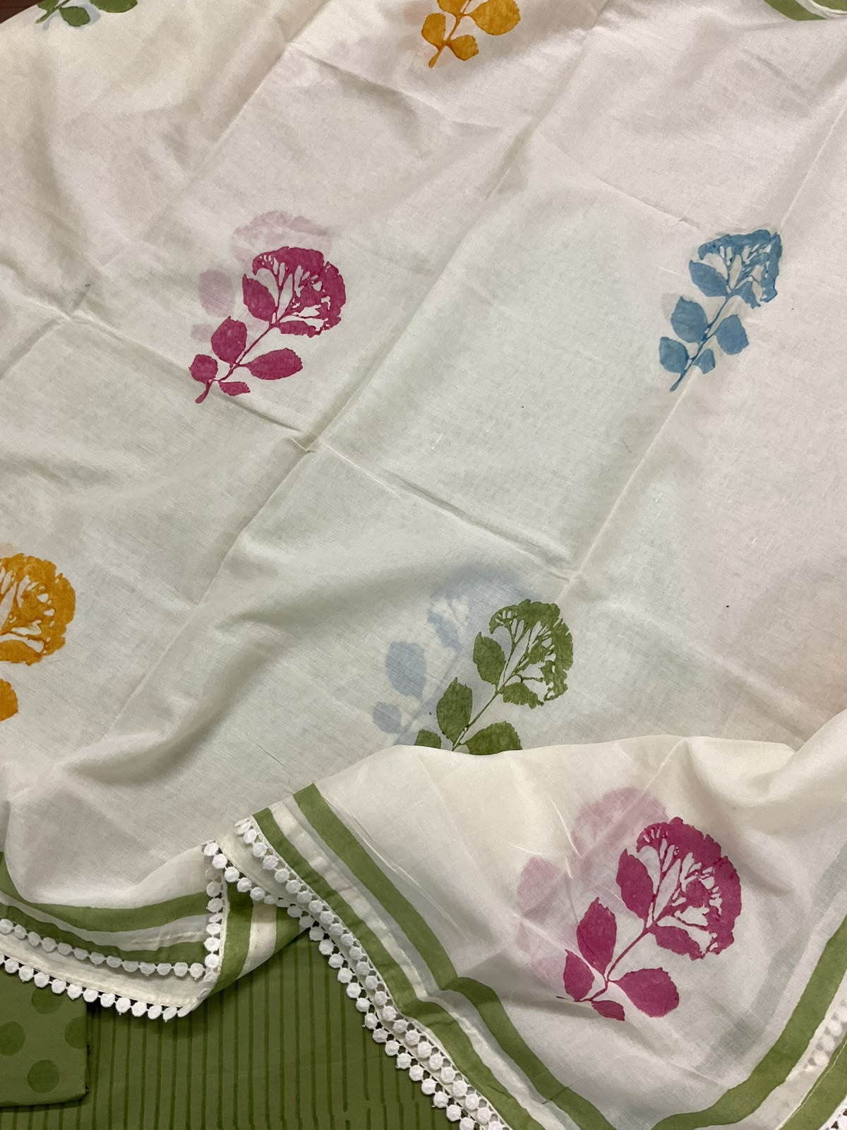 Pure Fine Cotton Printed Suit - Green