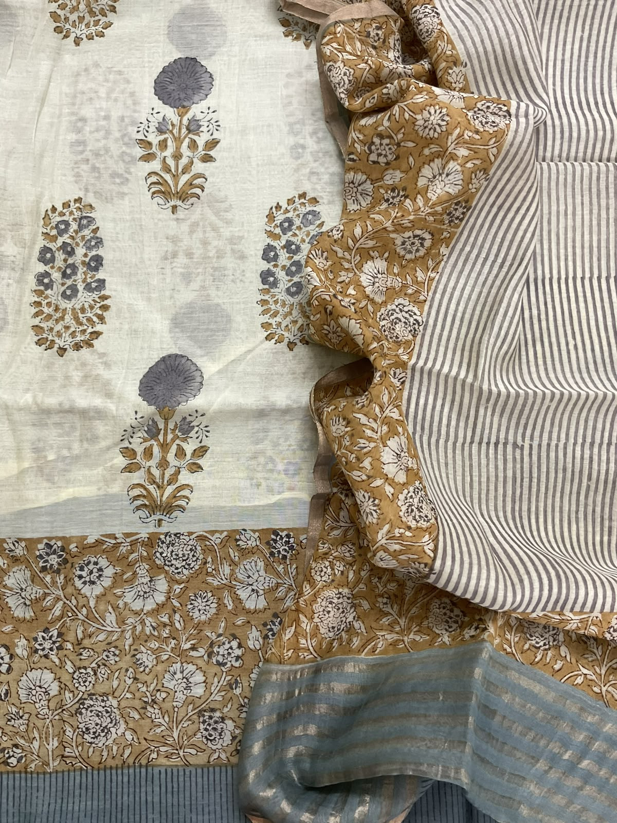 Pure Mul Chanderi Printed Suit - Cream