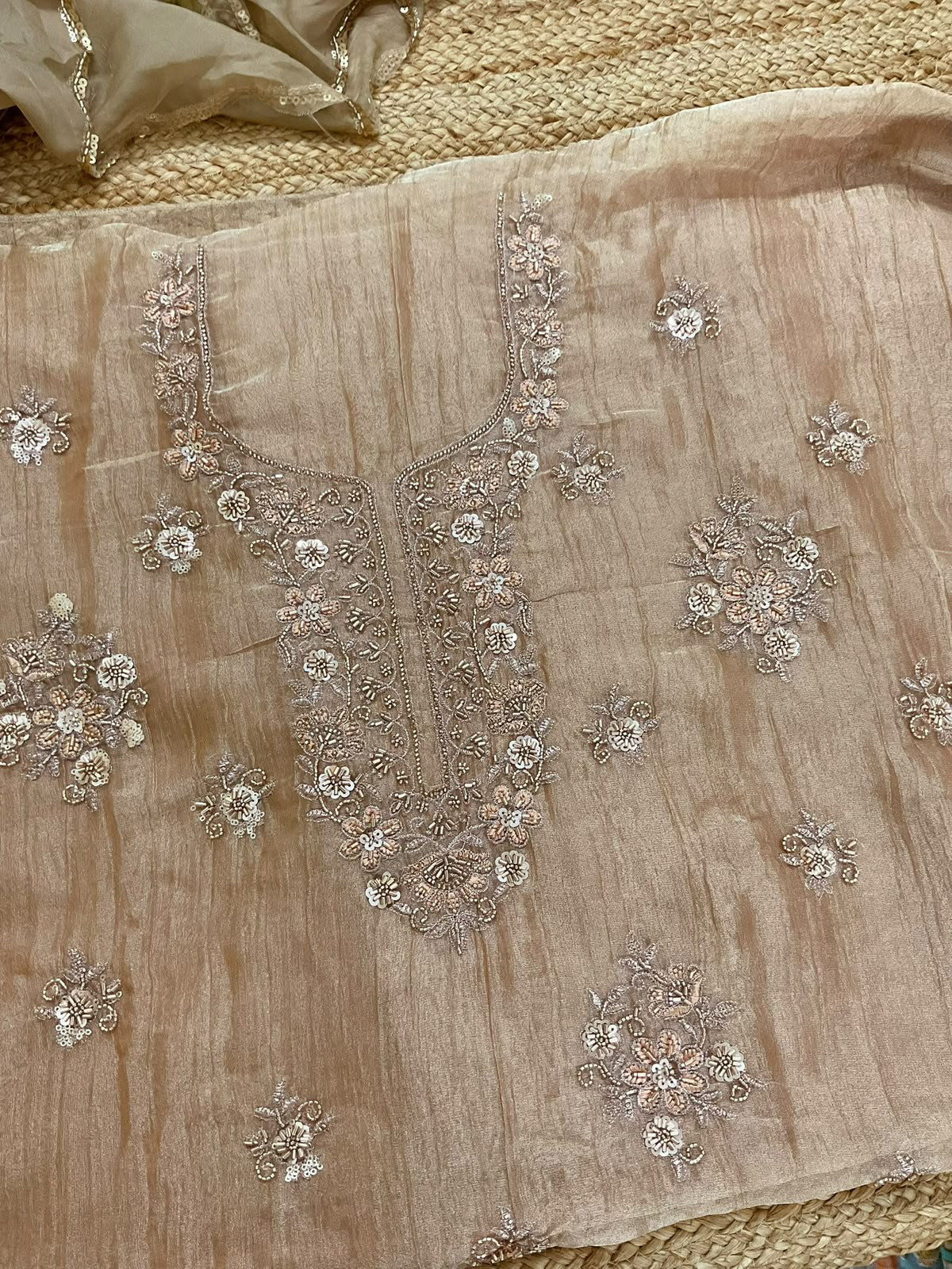 Soft Crushed Tissue Prinetd Embroidered Suit - Peach