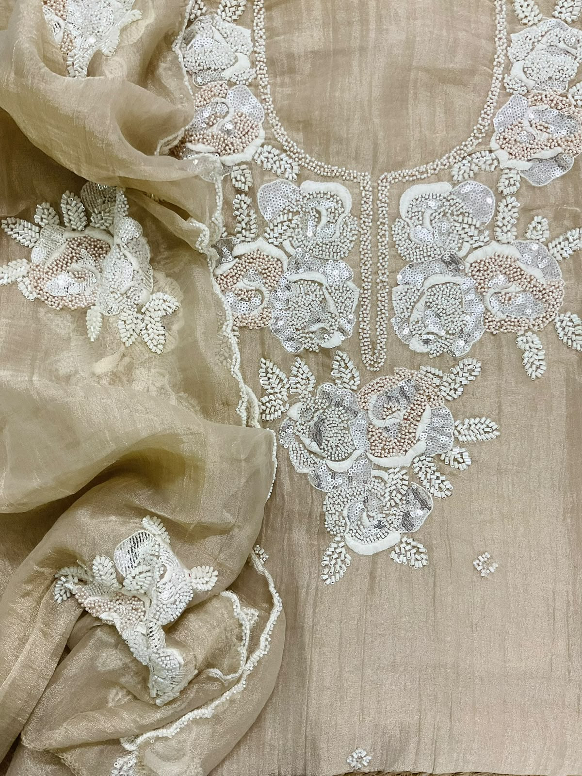 Soft Crushed Tissue Embroidered Suit - Beige