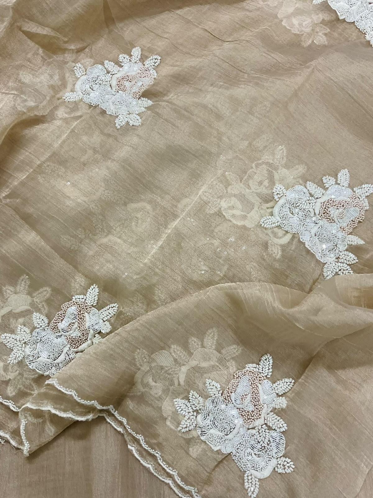 Soft Crushed Tissue Embroidered Suit - Beige