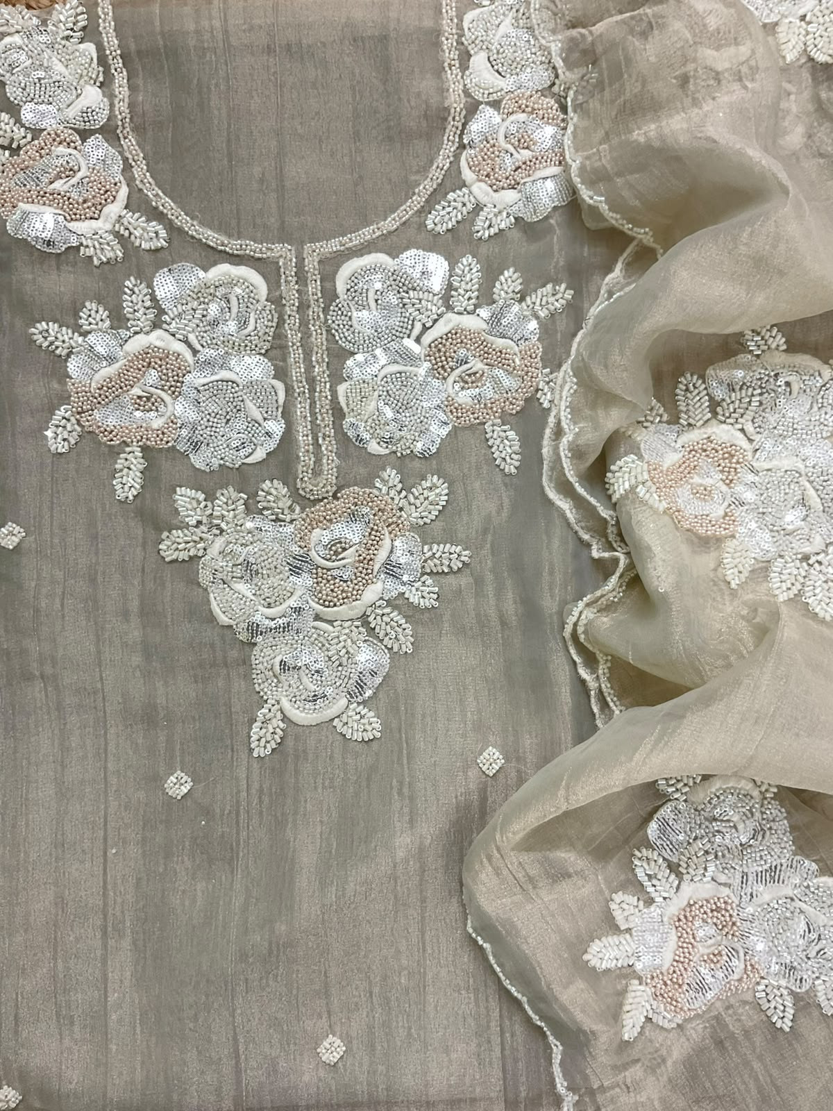 Soft Crushed Tissue Embroidered Suit - Grey