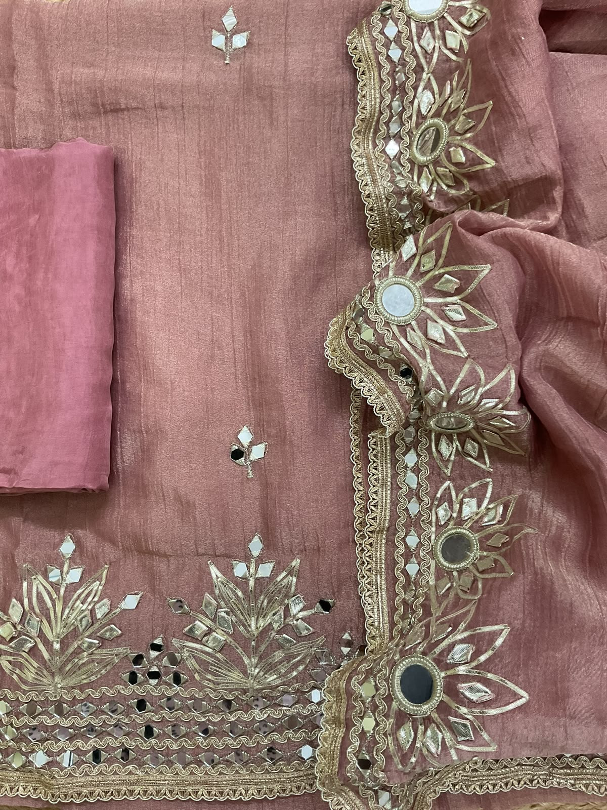 Soft Crushed Tissue Embroidered Suit - Peach