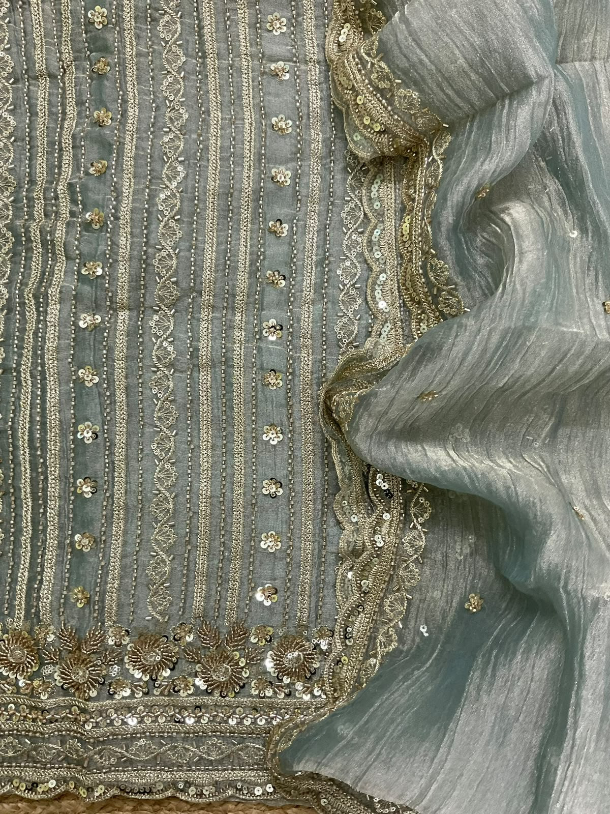 Soft Crushed Tissue Embroidered Suit - Blue