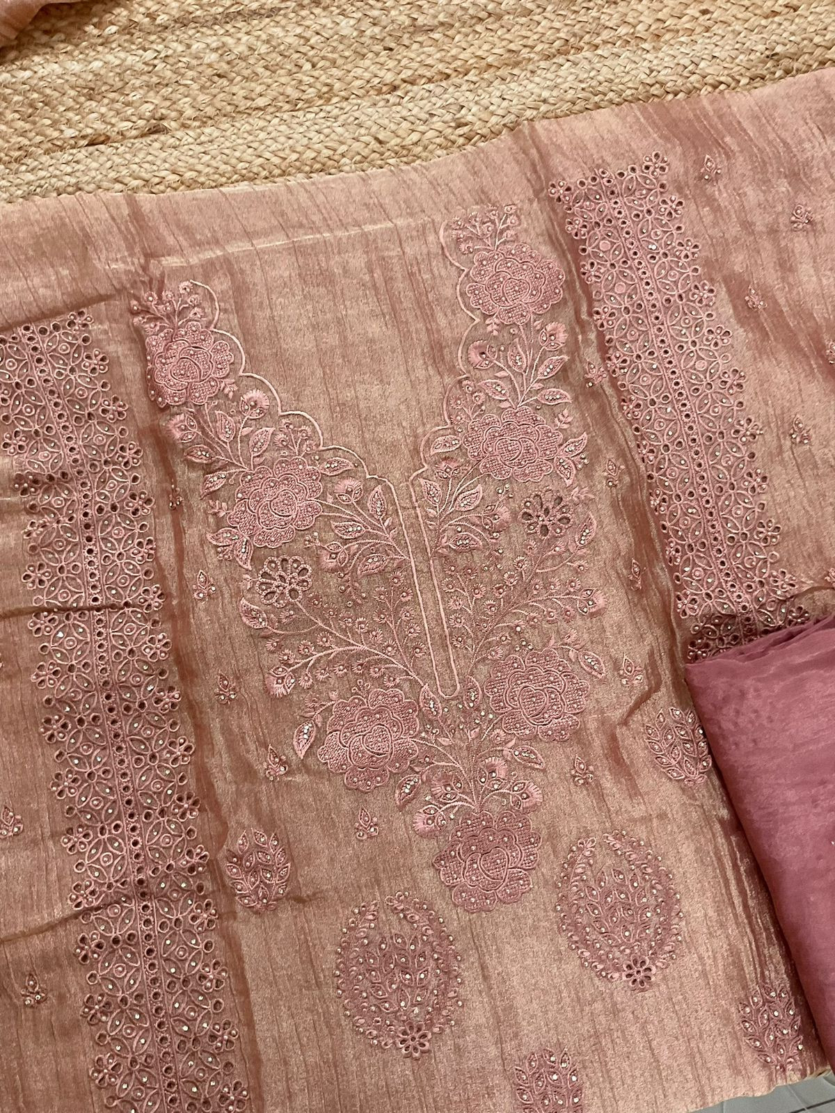 Soft Crushed Tissue Embroidered Suit - Peach
