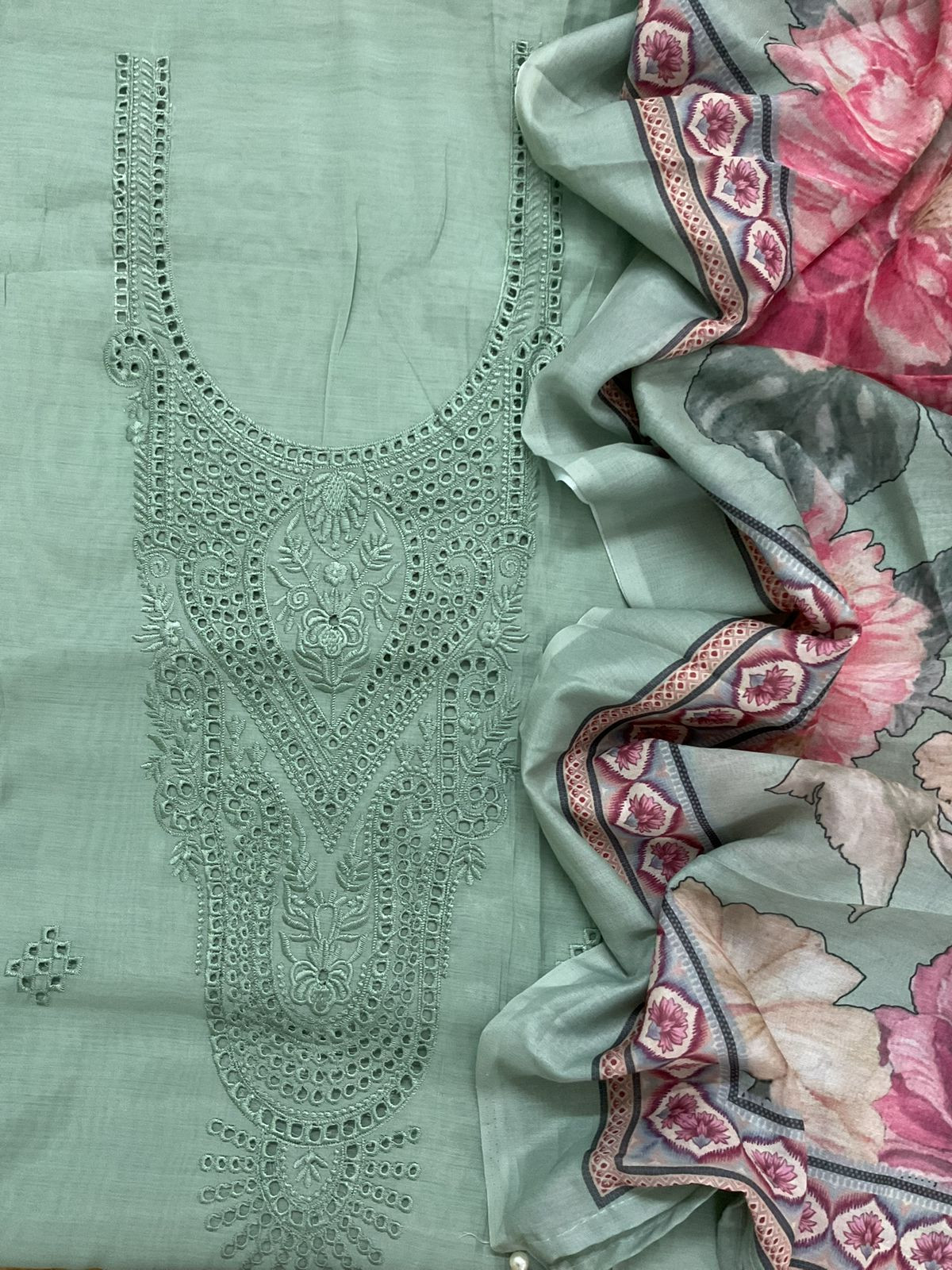 Soft Muslin Printed Embroidered Suit - Green