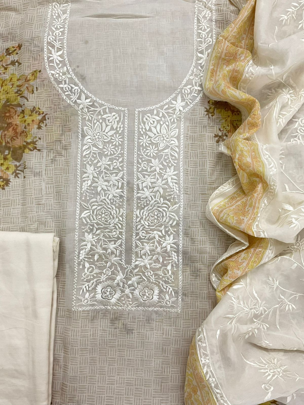 Pure Muslin Printed Embroidered Suit - Cream