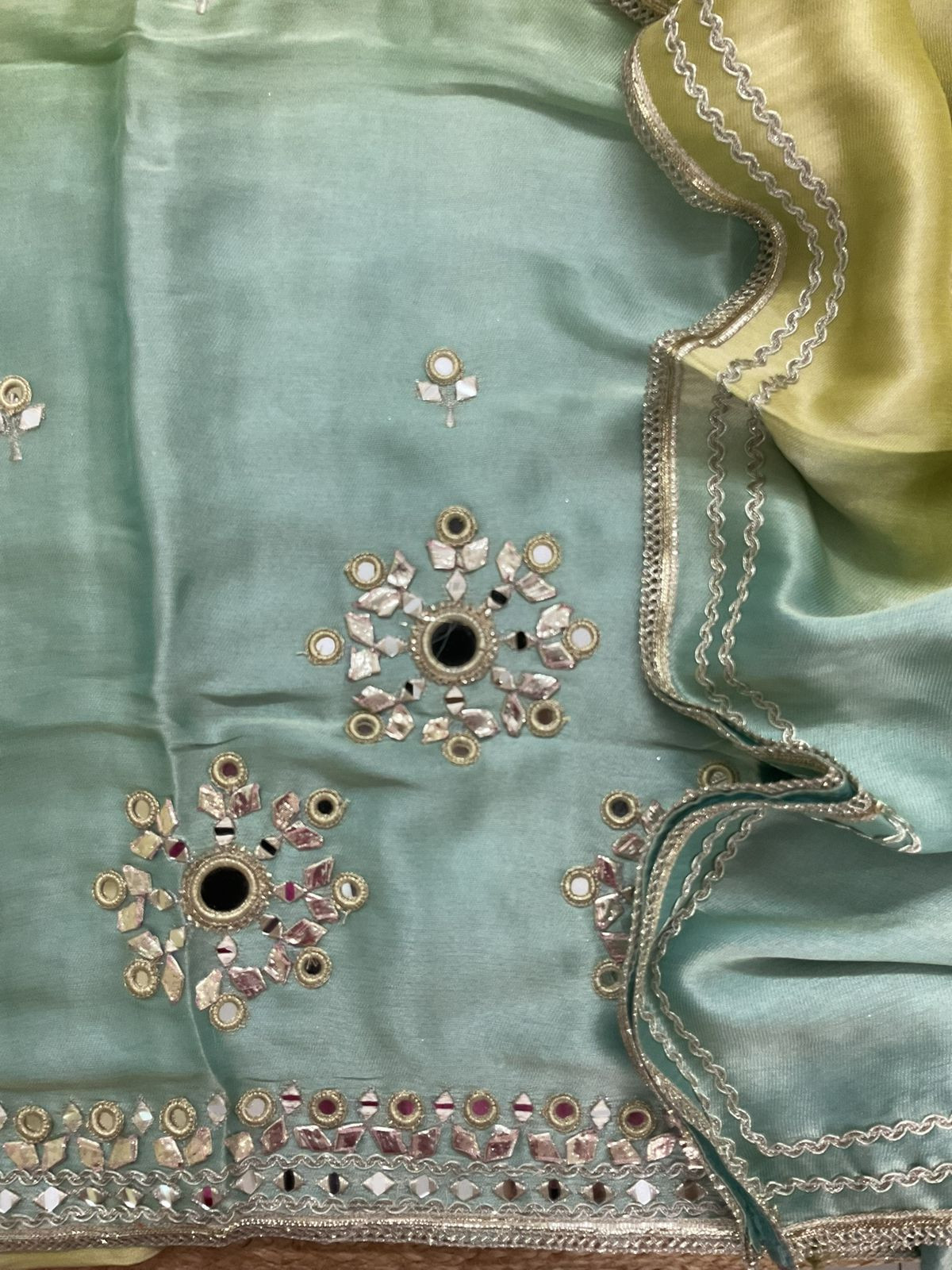 Soft Tissue Cotton Silk Embroidered Suit - Green