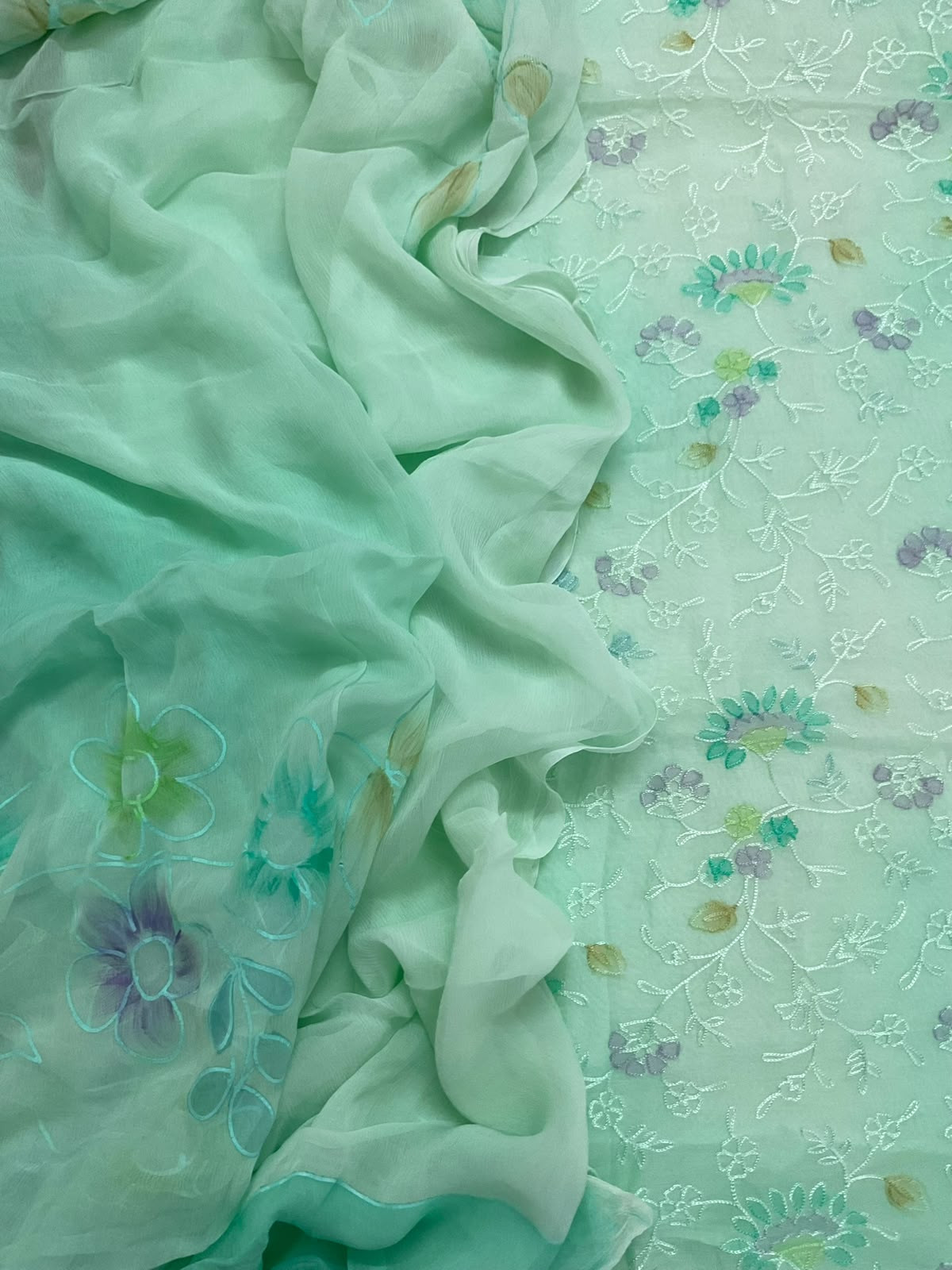 Pure Mul Chanderi Shaded Embroidered Suit - Green