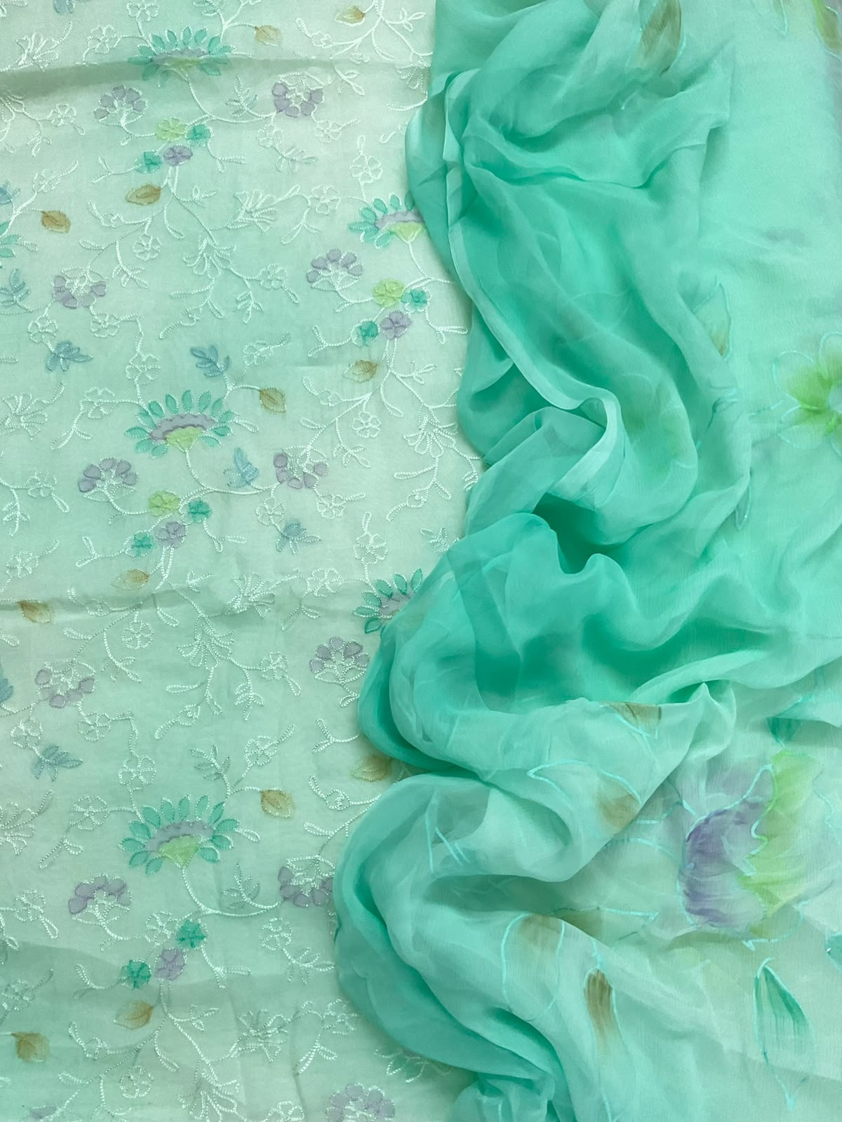 Pure Mul Chanderi Shaded Embroidered Suit - Green