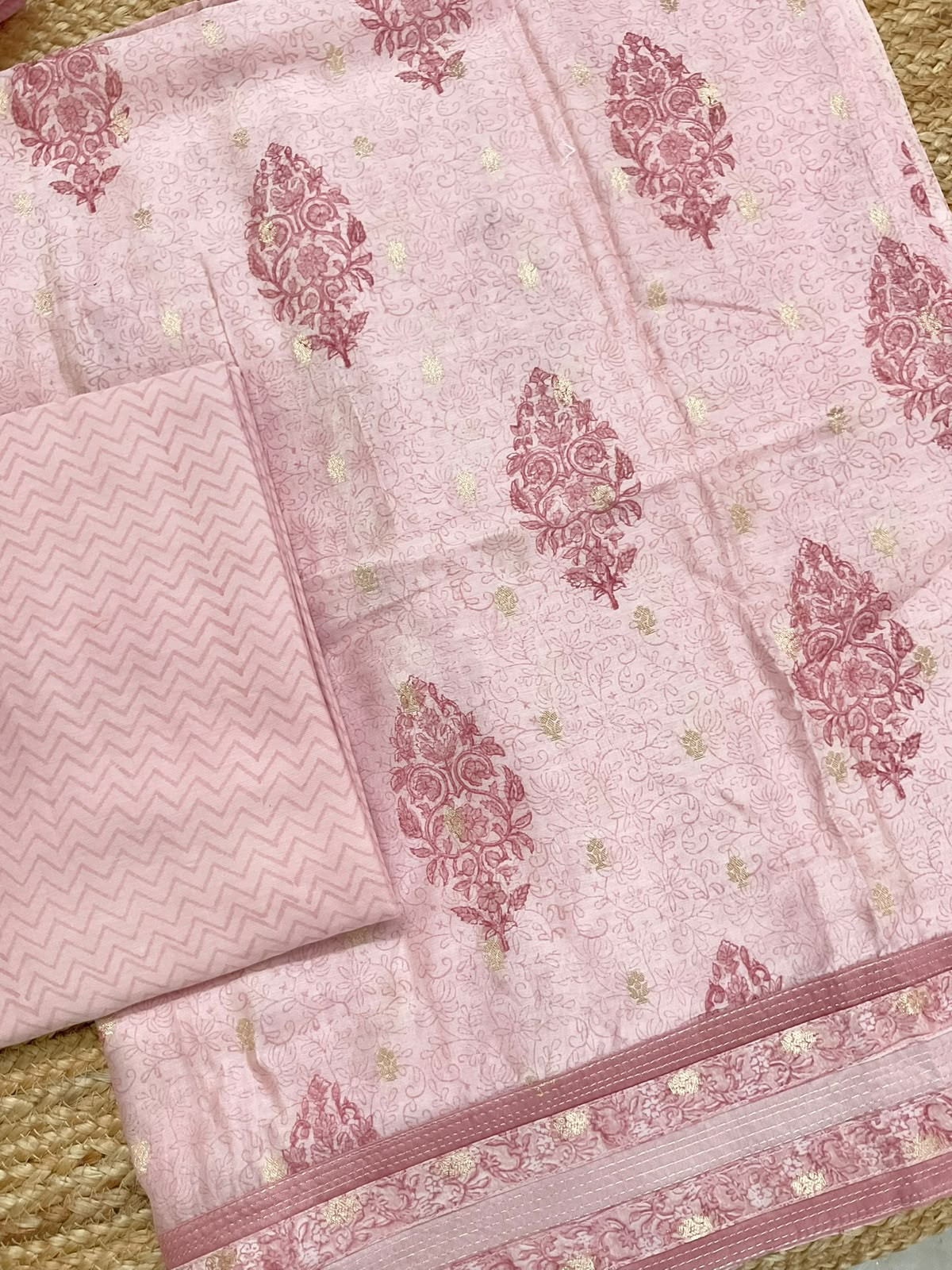 Pure Mul Chanderi Printed Banarasi Weaved Embroidered Border Suit - Pink