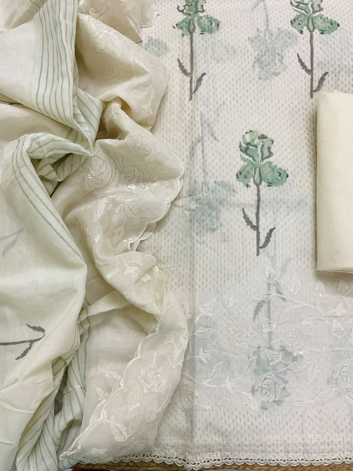 Pure Muslin Printed Embroidered Suit - Cream
