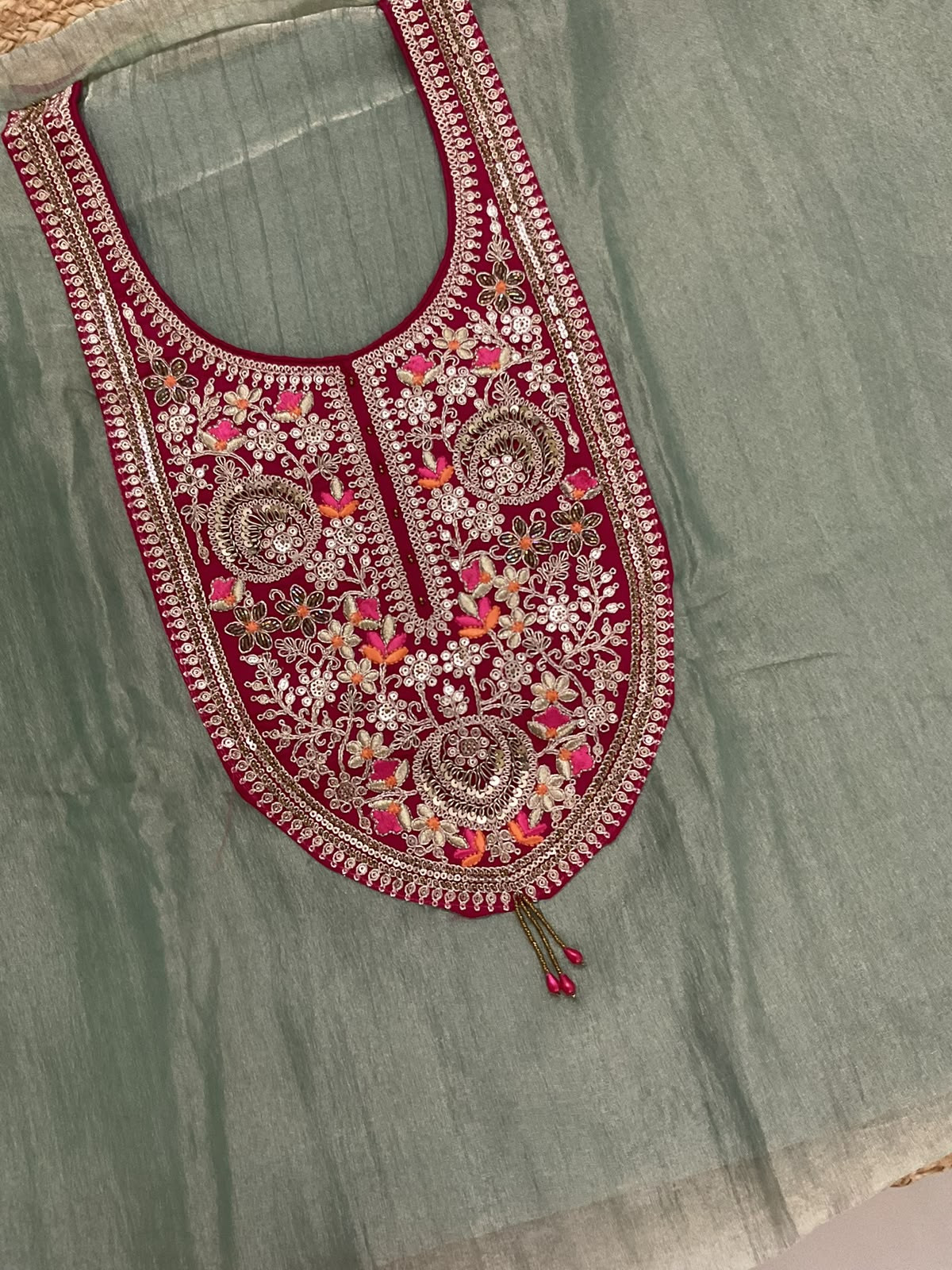 Soft Crushed Tissue Embroidered Suit - Green