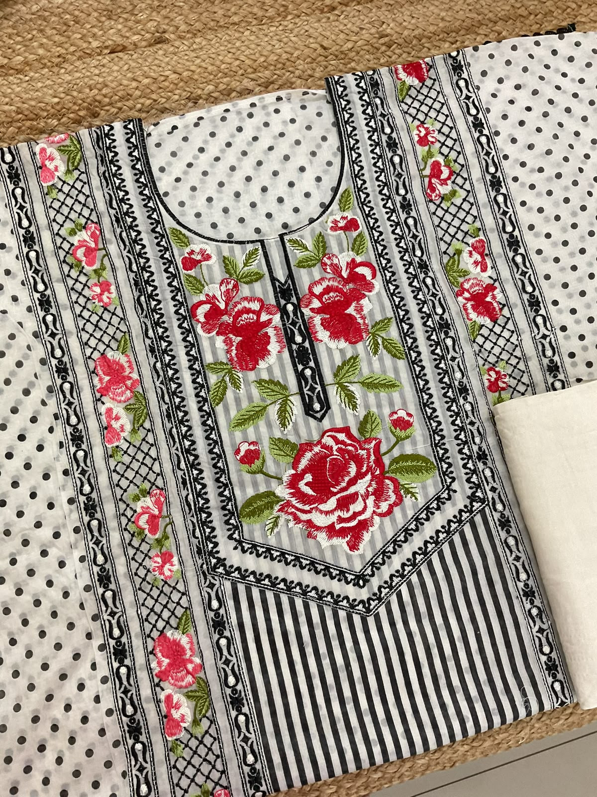 Soft Chanderi Printed Embroidered Suit - Offwhite