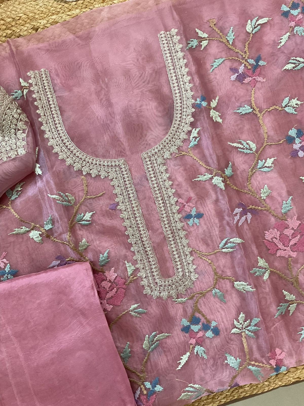 Soft Tissue Shimmer Silk Embroidered Suit - Pink