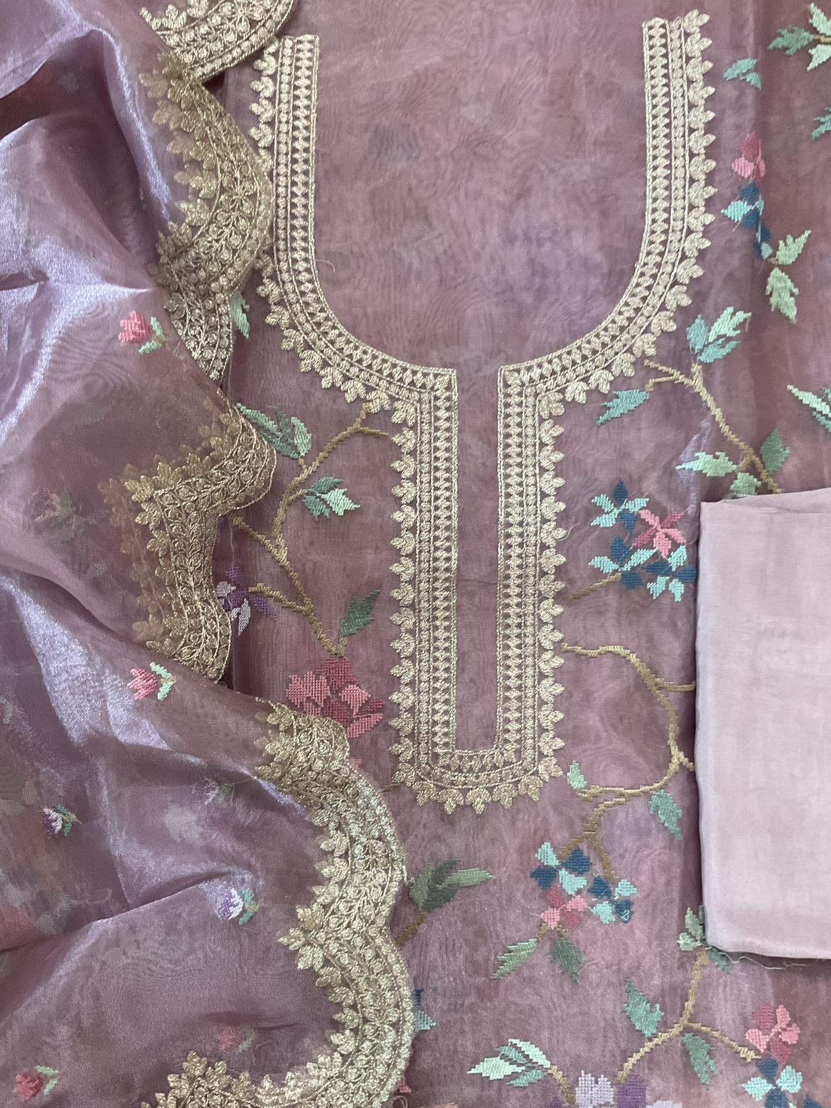 Soft Tissue Shimmer Silk Embroidered Suit - Lavender