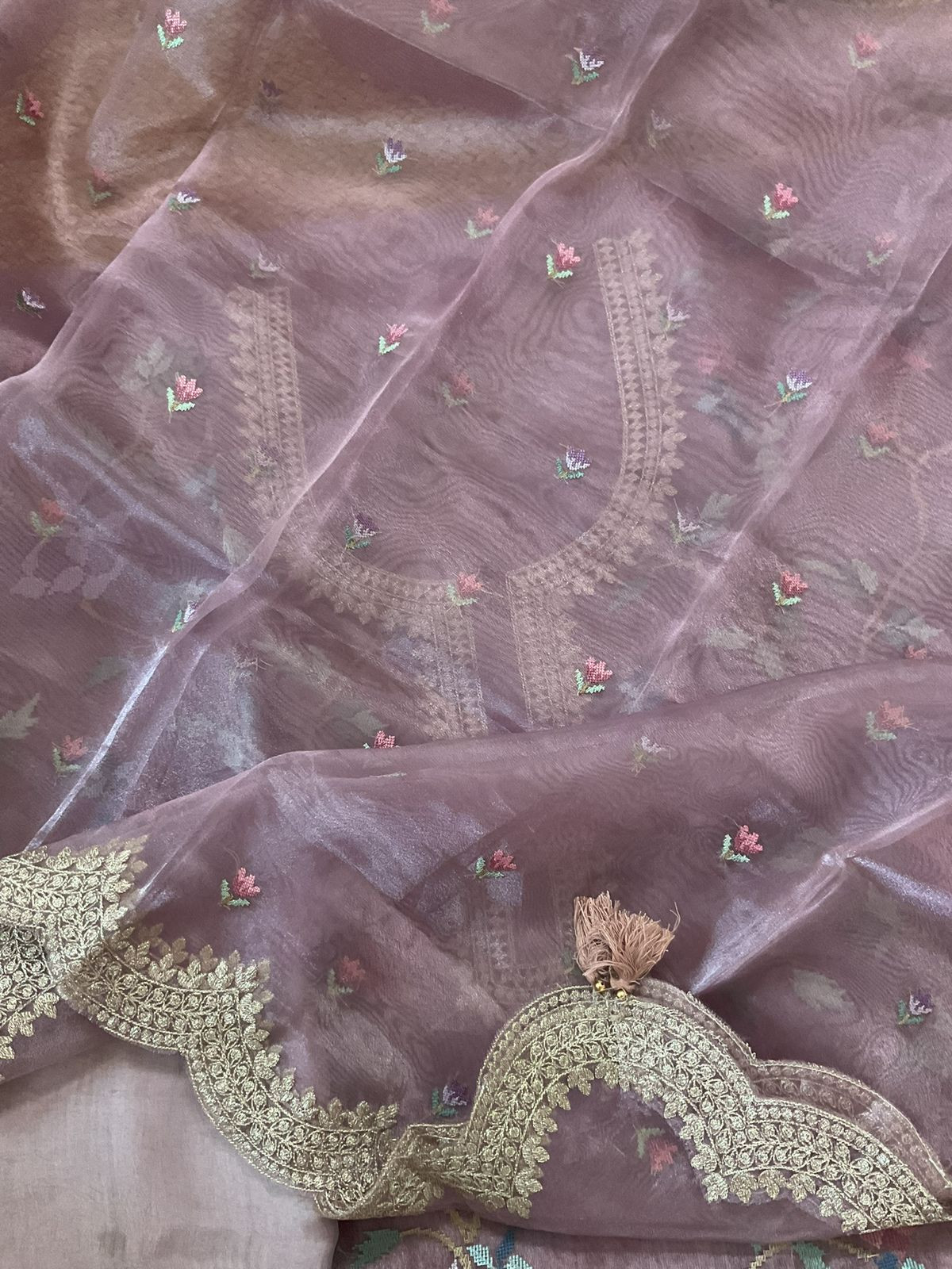 Soft Tissue Shimmer Silk Embroidered Suit - Lavender