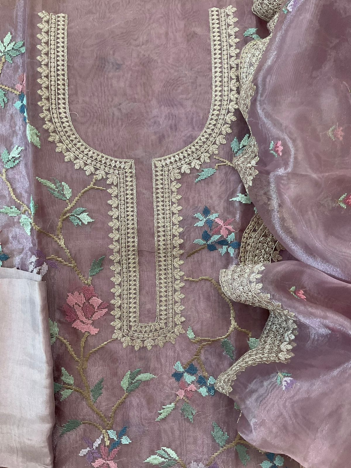 Soft Tissue Shimmer Silk Embroidered Suit - Lavender