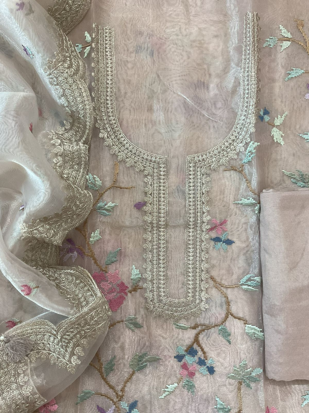 Soft Tissue Shimmer Silk Embroidered Suit - Beige