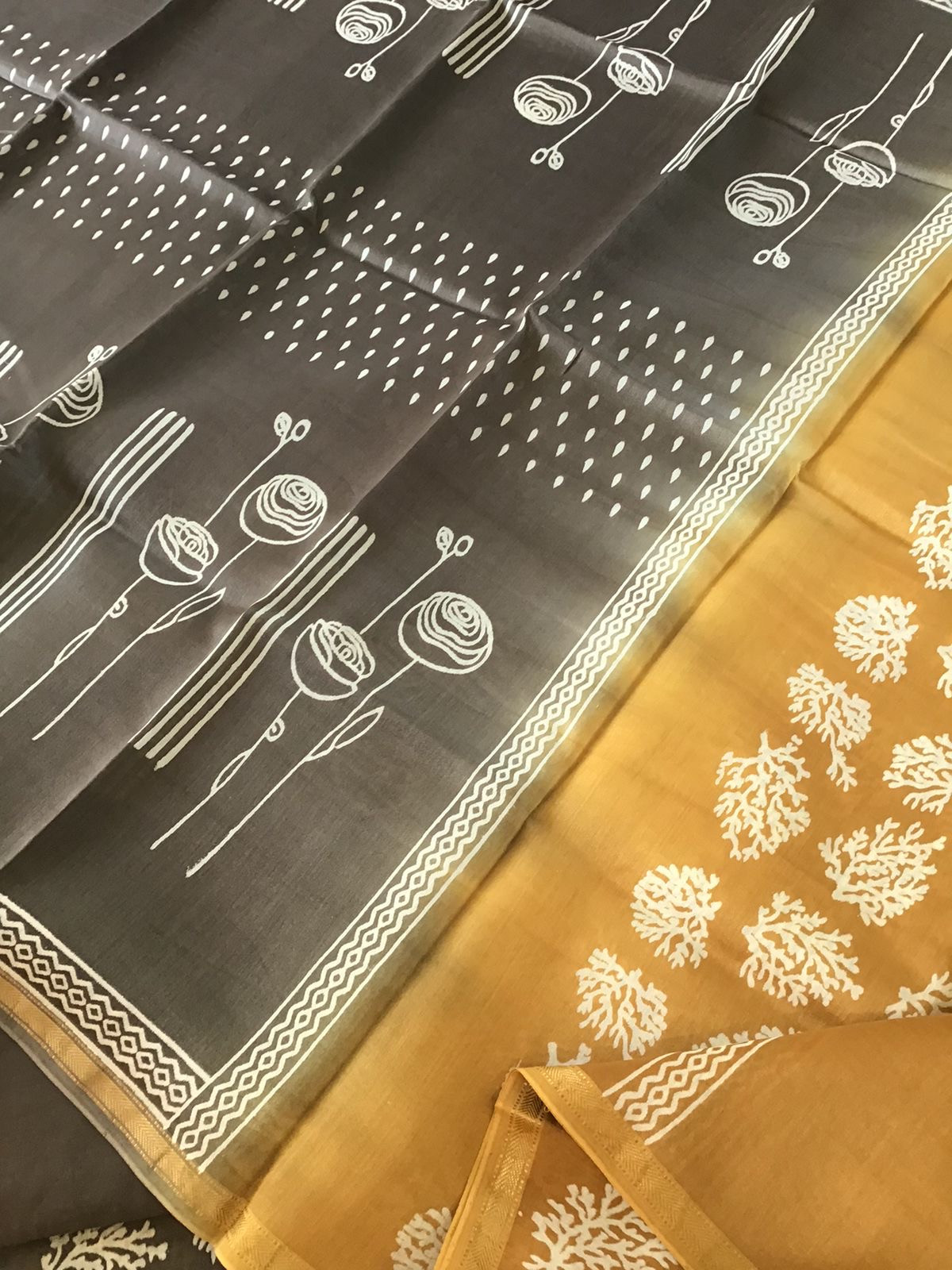 Pure Maheshwari Silk Printed Suit - Grey