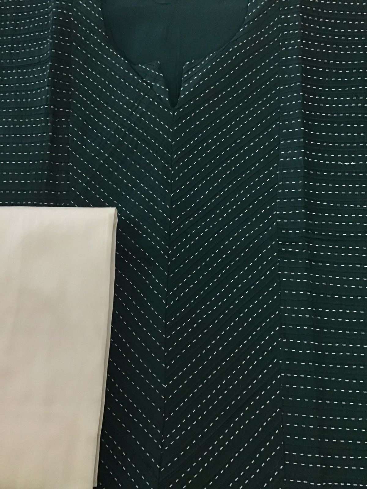 Pure Cotton Silk Embroidered Suit - Green