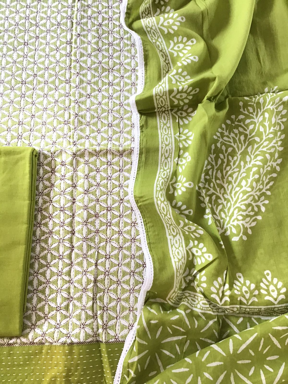 Pure Cotton Printed Embroidered Suit - Green