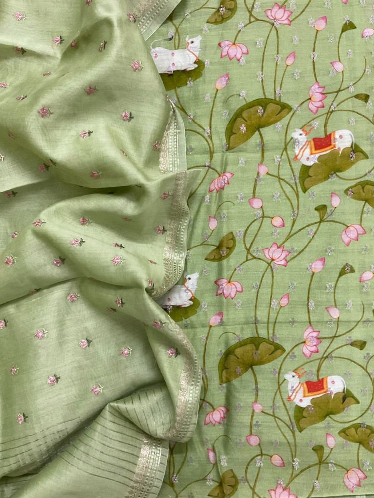 Image of Pure Mul Chanderi Printed Embroidered Banarasi Weaved Suit - Green