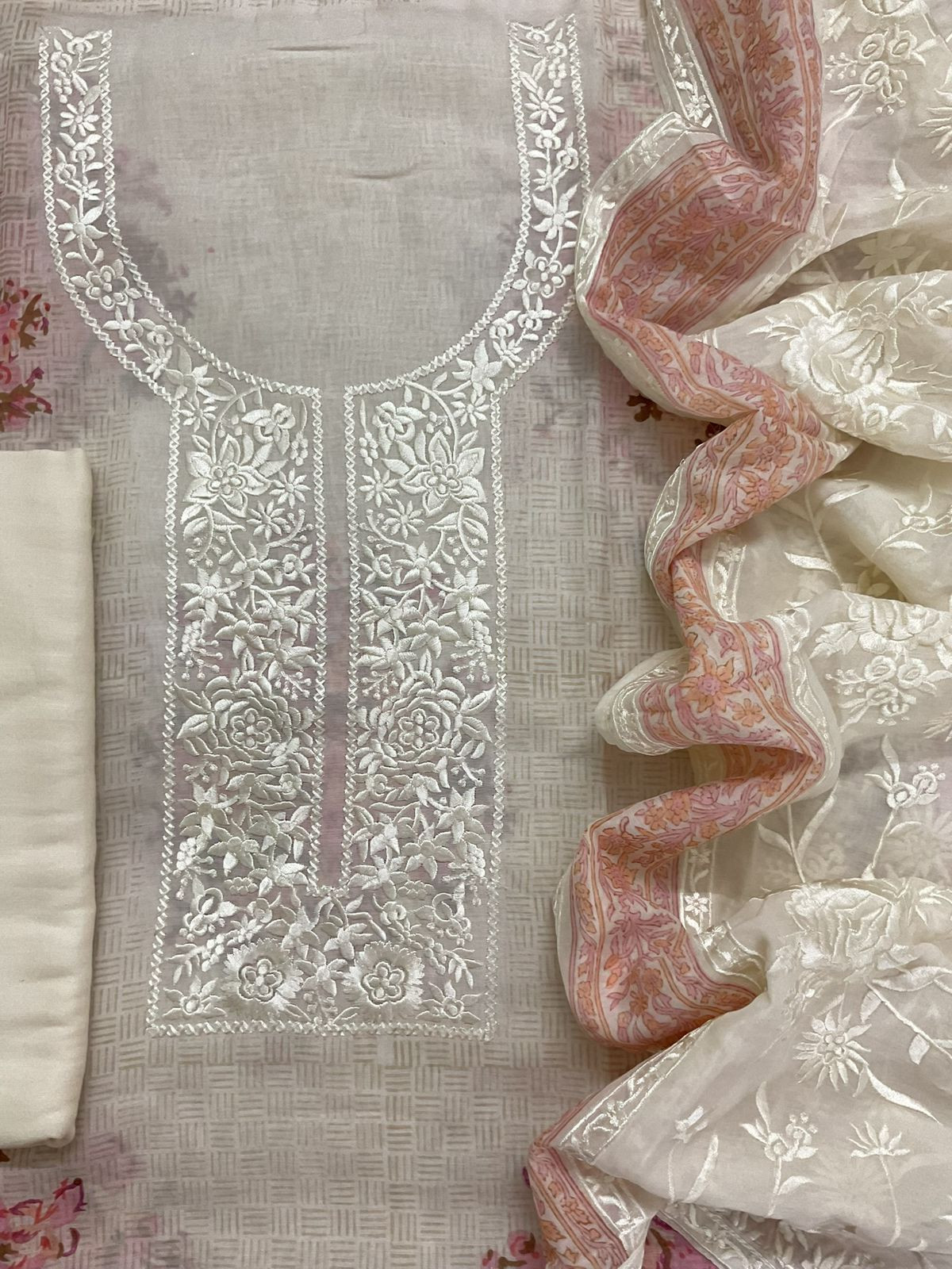 Pure Muslin Printed Embroidered Suit - Cream