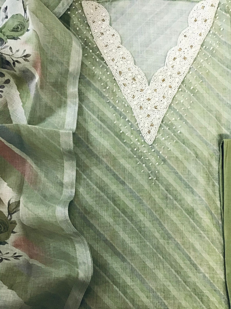 Image of Soft Tissue Slub Cotton Printed Embroidered Suit - Green
