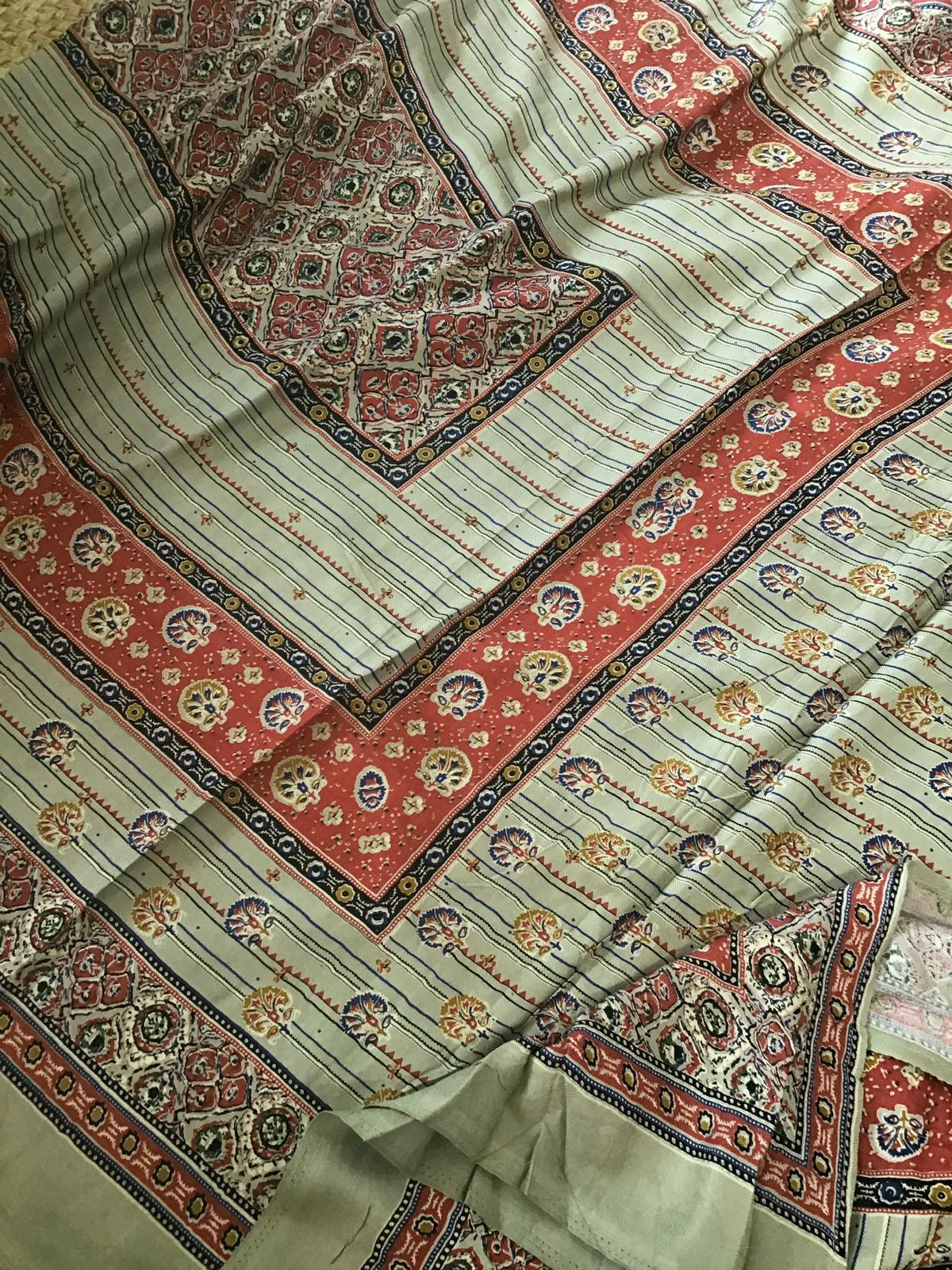 Soft Woollen Slub Silk Printed Embroidered Suit - Green