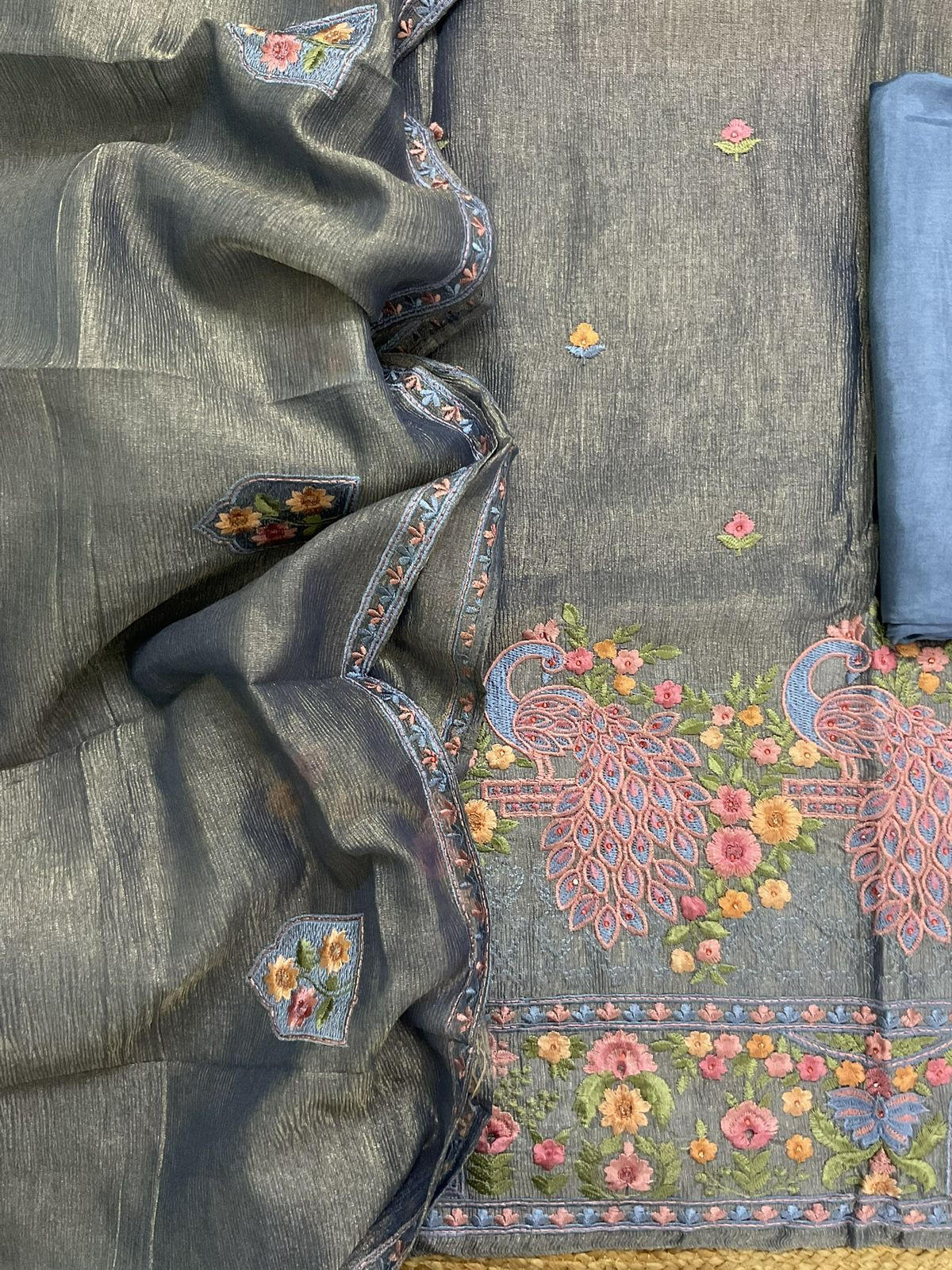 Soft Crushed Tissue Embroidered Suit - Blue
