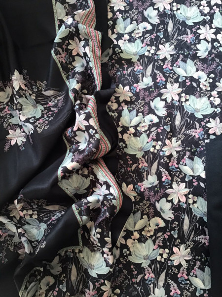 Image of Soft Woollen Slub Silk Printed Suit - Black